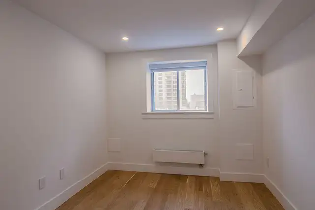 modern three-bed, two-bath apartment near Peel - ID 3174 - Photo 5