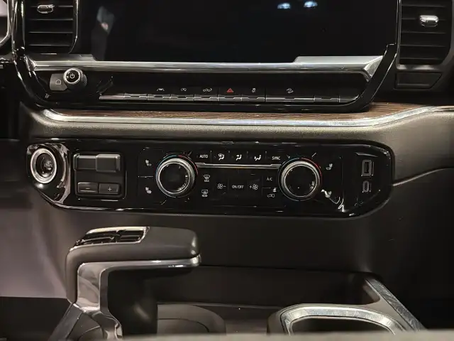 2024 Chevrolet Silverado 1500 RST RST | Z71 Off-Road | Save $... - Photo 10