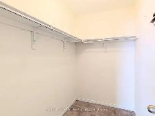 Semi-Detached Town House 2-Storey Home in Newmarket for rent - Photo 8