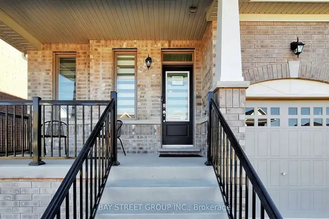 Georgina 4 Bedroom, 4 Bathroom Detached 2-Storey Home For Lease - Photo 7