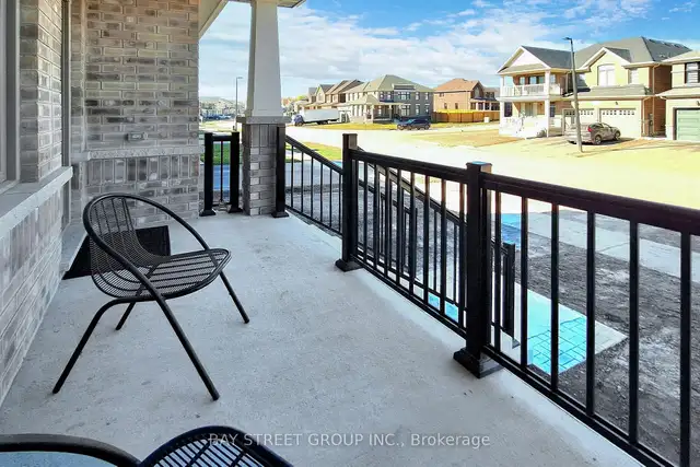 Georgina 4 Bedroom, 4 Bathroom Detached 2-Storey Home For Lease - Photo 10