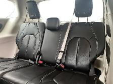 2023 Chrysler Pacifica Touring-L Touring-L | Leather Seats |... - Photo 9