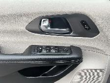 2023 Chrysler Pacifica Touring-L Touring-L | Leather Seats |... - Photo 13