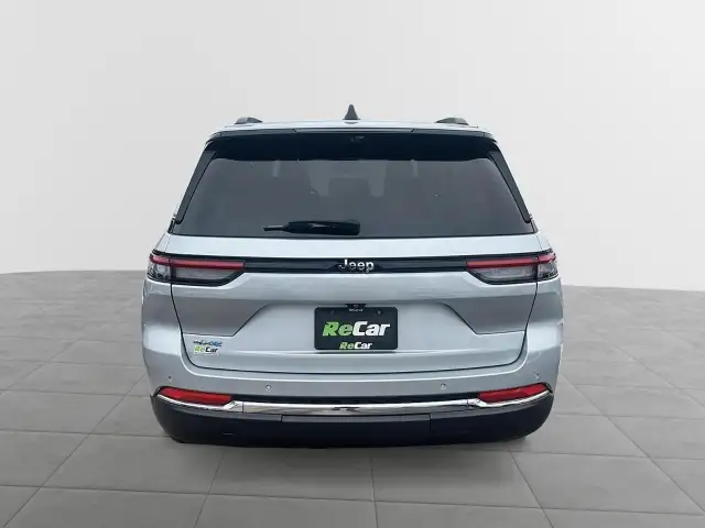 2022 Jeep Grand Cherokee 4xe Sunroof | Leather | SAVE $40,987... - Photo 5