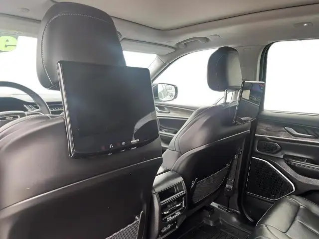 2022 Jeep Grand Cherokee 4xe Sunroof | Leather | SAVE $40,987... - Photo 13