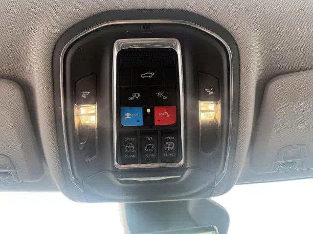 2022 Jeep Grand Cherokee 4xe Sunroof | Leather | SAVE $40,987... - Photo 23