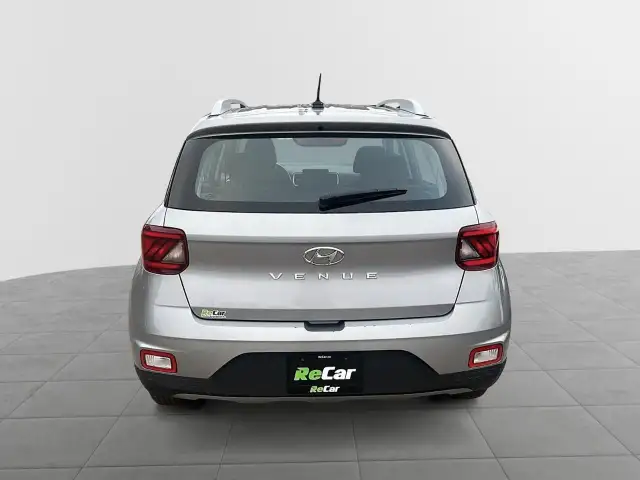 2025 Hyundai Venue Preferred Preferred | Low Mileage | Heated... - Photo 3