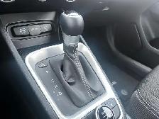2025 Hyundai Venue Preferred Preferred | Low Mileage | Heated... - Photo 15
