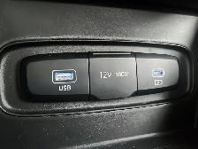2025 Hyundai Venue Preferred Preferred | Low Mileage | Heated... - Photo 20