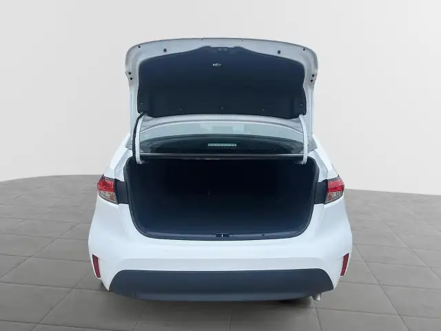 2025 Toyota Corolla LE LE | Low Mileage | Sunroof - Photo 6