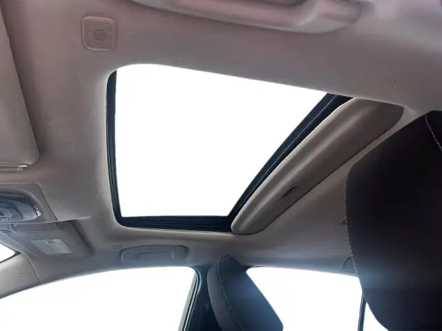 2025 Toyota Corolla LE LE | Low Mileage | Sunroof - Photo 8