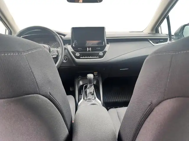 2025 Toyota Corolla LE LE | Low Mileage | Sunroof - Photo 9