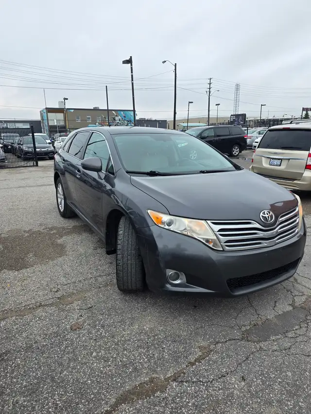 2009 Toyota Venza - Photo 2