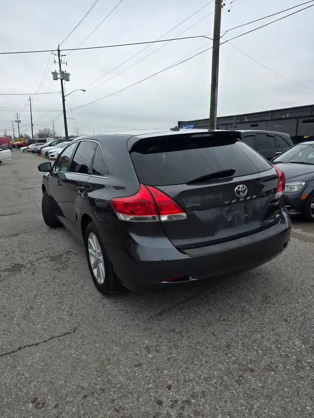 2009 Toyota Venza - Photo 3