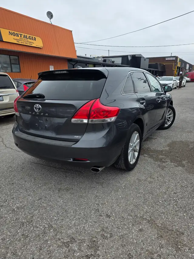 2009 Toyota Venza - Photo 4