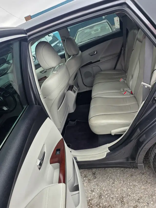 2009 Toyota Venza - Photo 6