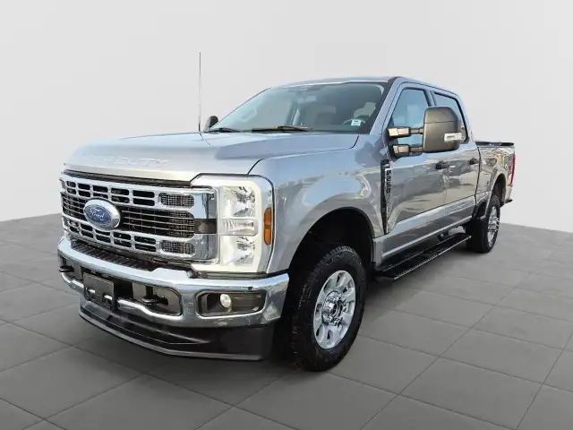 2024 Ford F-250 XLT XLT | 4WD CrewCab | 7.3L V8 | SAVE $18,30...
