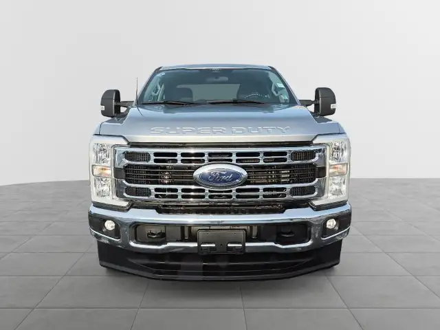 2024 Ford F-250 XLT XLT | 4WD CrewCab | 7.3L V8 | SAVE $18,30... - Photo 2
