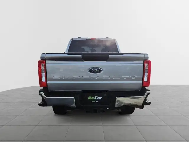 2024 Ford F-250 XLT XLT | 4WD CrewCab | 7.3L V8 | SAVE $18,30... - Photo 3
