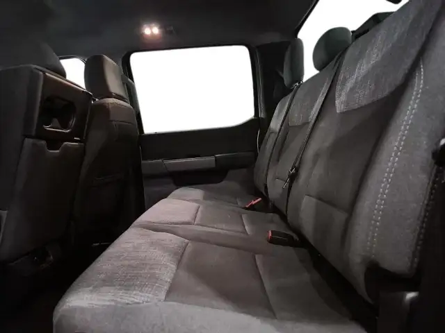 2024 Ford F-250 XLT XLT | 4WD CrewCab | 7.3L V8 | SAVE $18,30... - Photo 8