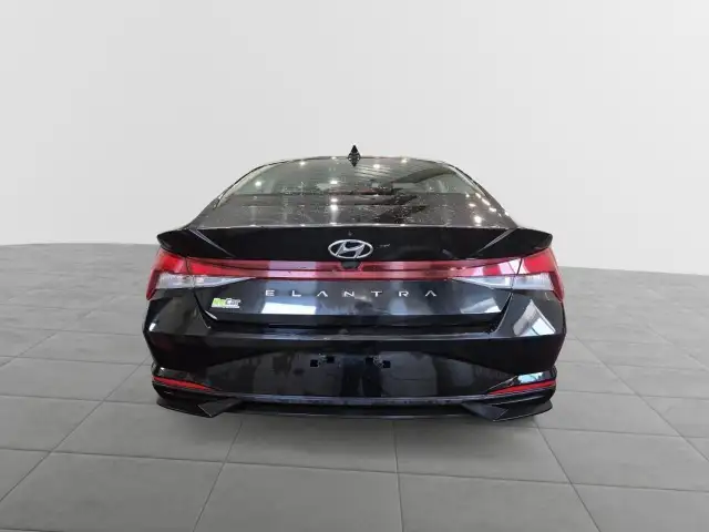 2023 Hyundai Elantra Preferred Preferred | Heated Seats | Lan... - Photo 5