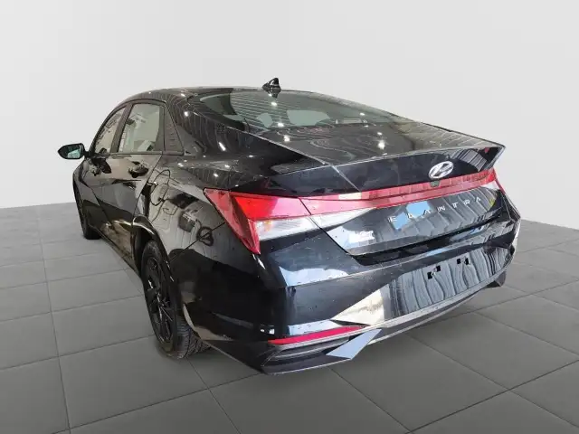 2023 Hyundai Elantra Preferred Preferred | Heated Seats | Lan... - Photo 6