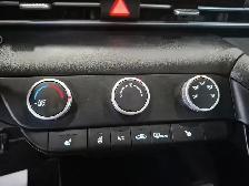 2023 Hyundai Elantra Preferred Preferred | Heated Seats | Lan... - Photo 12