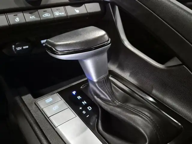 2023 Hyundai Elantra Preferred Preferred | Heated Seats | Lan... - Photo 15