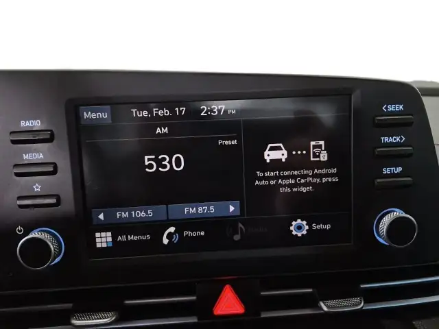 2023 Hyundai Elantra Preferred Preferred | Heated Seats | Lan... - Photo 20