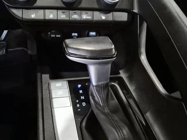 2023 Hyundai Elantra Preferred Preferred | Heated Seats | Lan... - Photo 23
