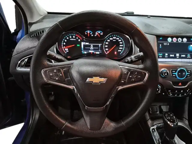 2017 Chevrolet Cruze LT Auto LT Auto | Sunroof | Rear Camera | - Photo 15