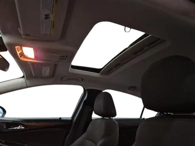 2017 Chevrolet Cruze LT Auto LT Auto | Sunroof | Rear Camera | - Photo 17