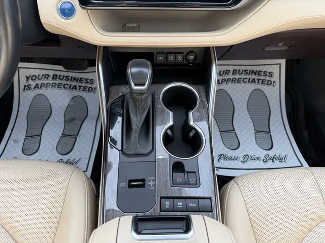 2021 Toyota Highlander Hybrid Limited AWD |ACCIDENT FREE|1-OWNER - Photo 31