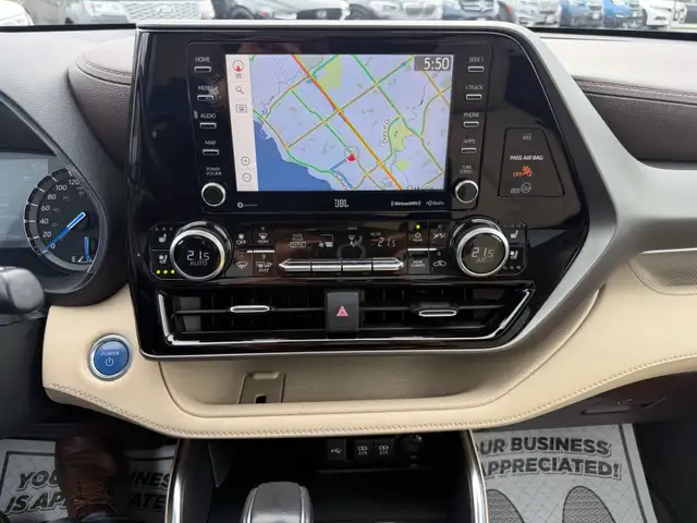 2021 Toyota Highlander Hybrid Limited AWD |ACCIDENT FREE|1-OWNER - Photo 38