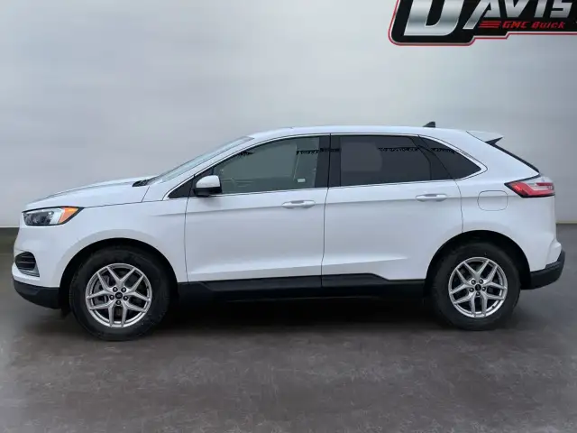 2023 Ford Edge - Photo 2