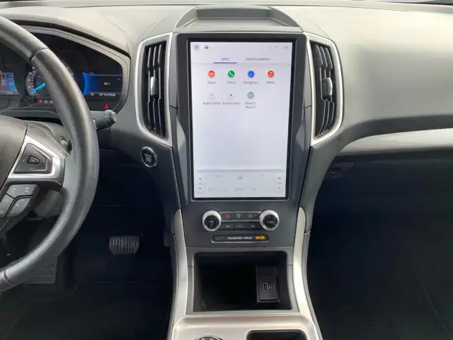2023 Ford Edge - Photo 12