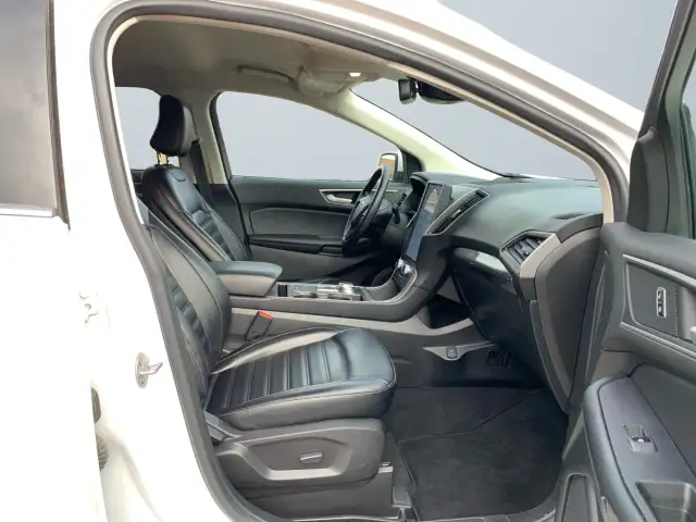 2023 Ford Edge - Photo 17