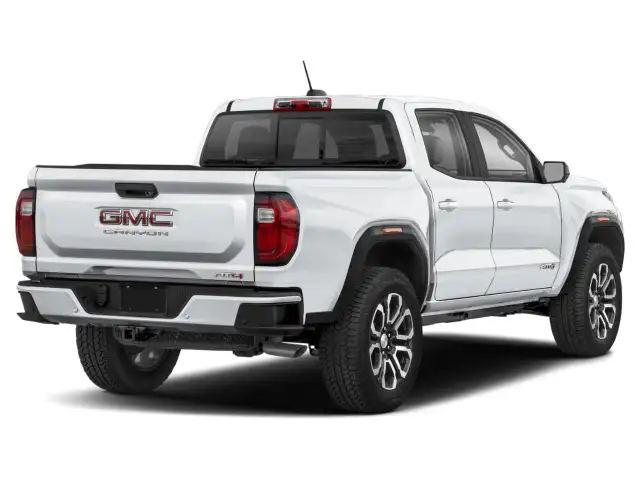 2026 GMC Canyon - Photo 2