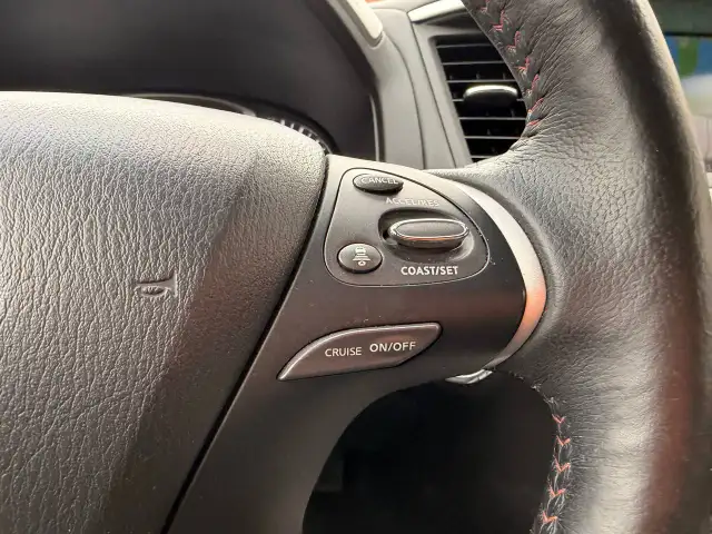 2019 Nissan Pathfinder SV AWD, ROCK CREEK EDITION, NO ACCIDENT - Photo 18