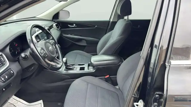 2018 Kia Sorento LX V6 AWD - Photo 10