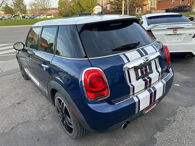 2015 MINI Cooper 5 Door 5dr HB - Photo 5