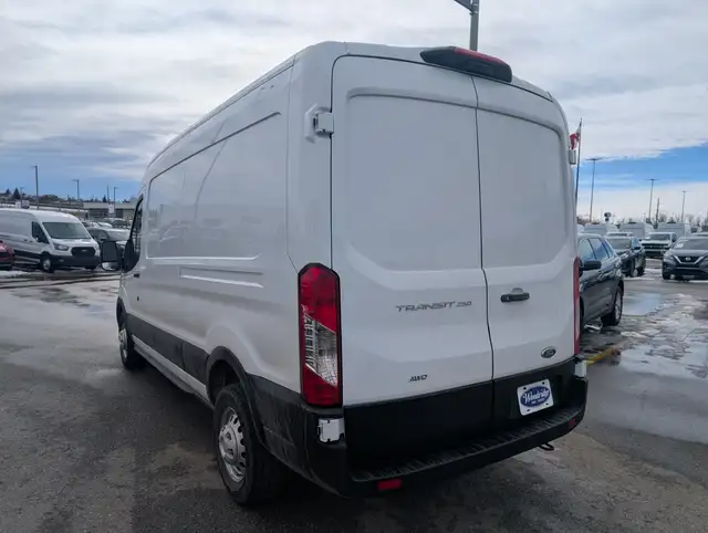 2025 Ford Transit Cargo Van - Photo 4
