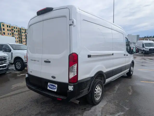 2025 Ford Transit Cargo Van - Photo 7
