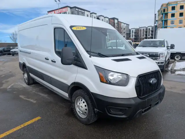 2025 Ford Transit Cargo Van - Photo 9