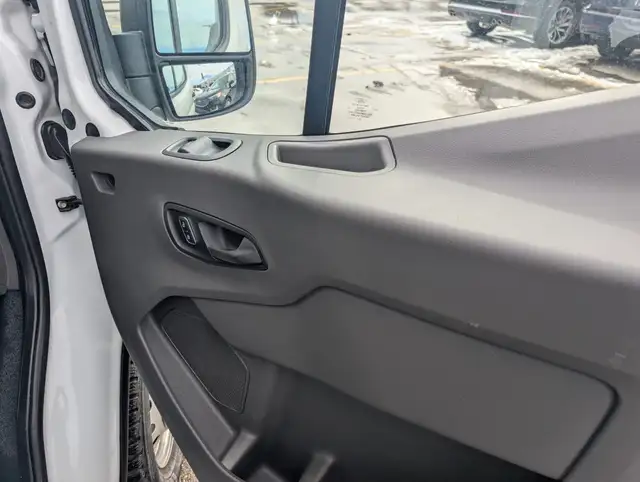 2025 Ford Transit Cargo Van - Photo 11