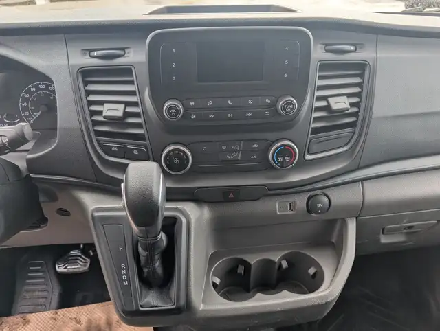 2025 Ford Transit Cargo Van - Photo 18