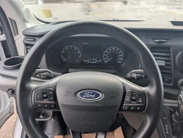 2025 Ford Transit Cargo Van - Photo 19