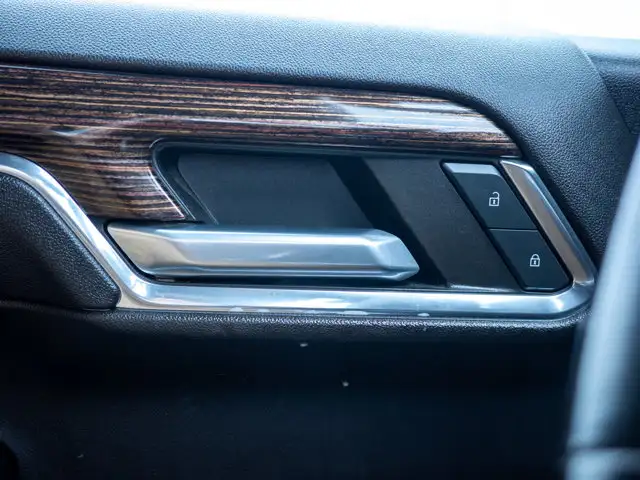 2023 GMC Sierra 1500 Elevation - Tow Hooks | Remote Start - Photo 33