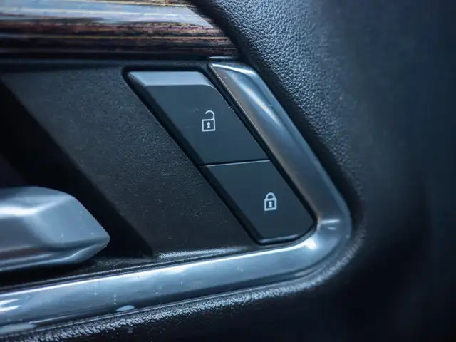 2023 GMC Sierra 1500 Elevation - Tow Hooks | Remote Start - Photo 34