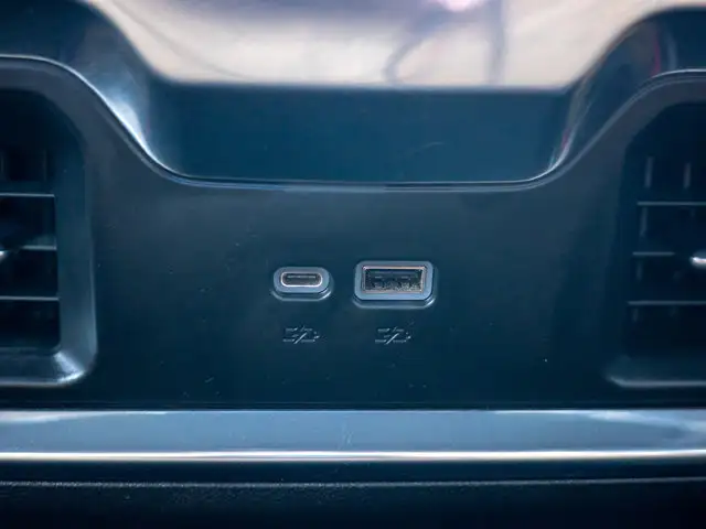 2023 GMC Sierra 1500 Elevation - Tow Hooks | Remote Start - Photo 59